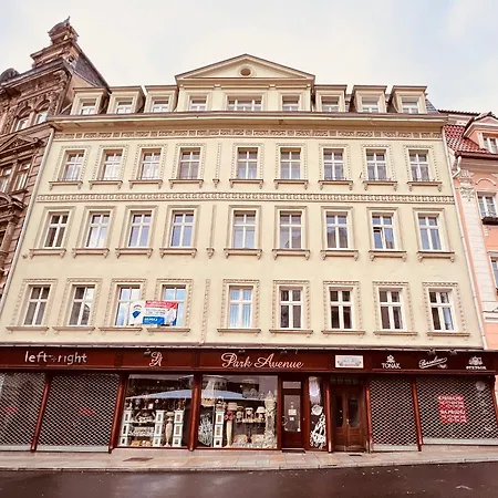 아파트 Apartman U Tri Jehnatek