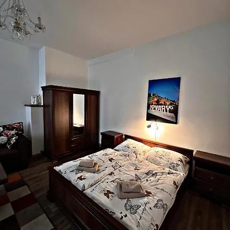 Apartman U Tri Jehnatek 아파트 *
